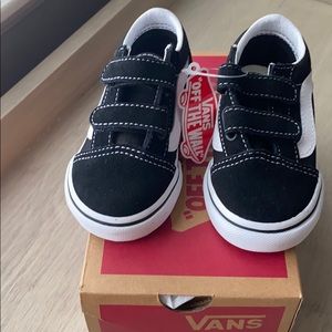 NWT toddler boy Vans size 6.5